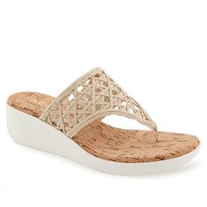 Aerosols Natutal Raffia Sandals Size 10